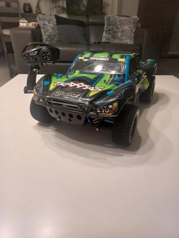 Lot traxxas slash Vxl 3s  disponible aux enchères