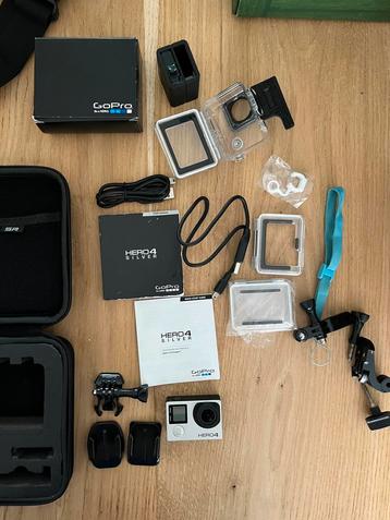 GoPro Hero 4 Silver touchscreen + toebehoren beschikbaar voor biedingen