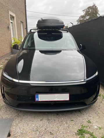 NORAUTO Bermude dakkoffer te huur, Enlèvement, Comme neuf