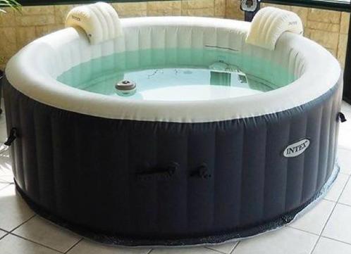 intex, Tuin en Terras, Bubbelbaden en Hottubs, Zo goed als nieuw, Pomp, Ophalen