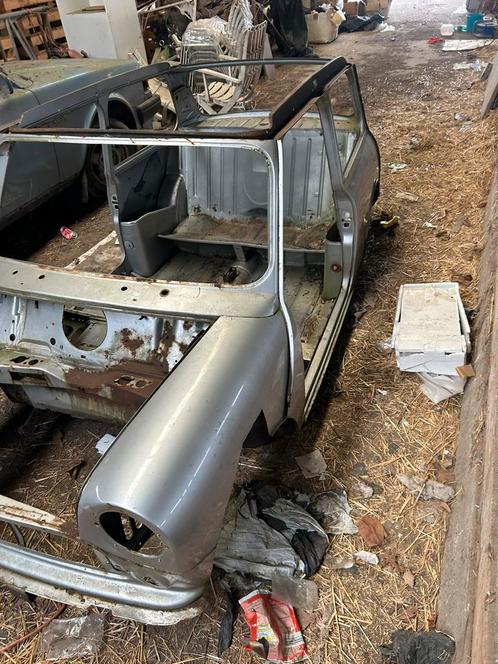Austin mini project, Auto's, Mini, Particulier, Overige modellen, Benzine, 3 deurs, Handgeschakeld, Zwart, Bruin, Stof, Voorwielaandrijving