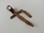 Antieke riek (rest) - Drietand - Vaste vork, Antiquités & Art, Antiquités | Outils & Instruments, Enlèvement