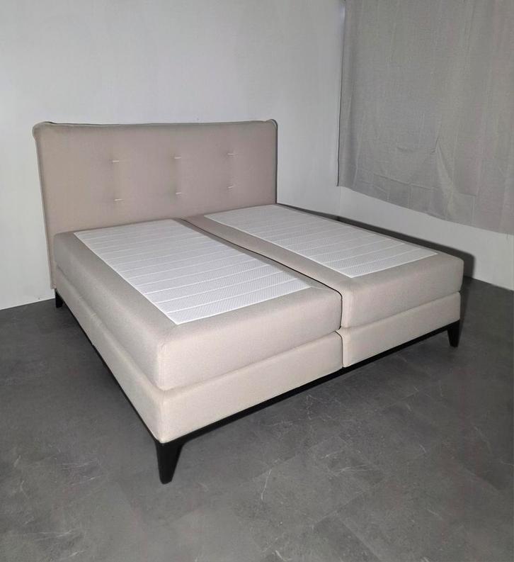 Auping Criade Elektrisch Boxspring 200x200, Huis en Inrichting, Slaapkamer | Boxsprings, Zo goed als nieuw, Ophalen of Verzenden