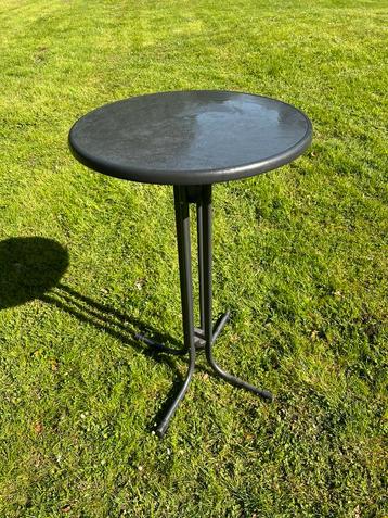Tables hautes à vendre, Enlèvement, Comme neuf