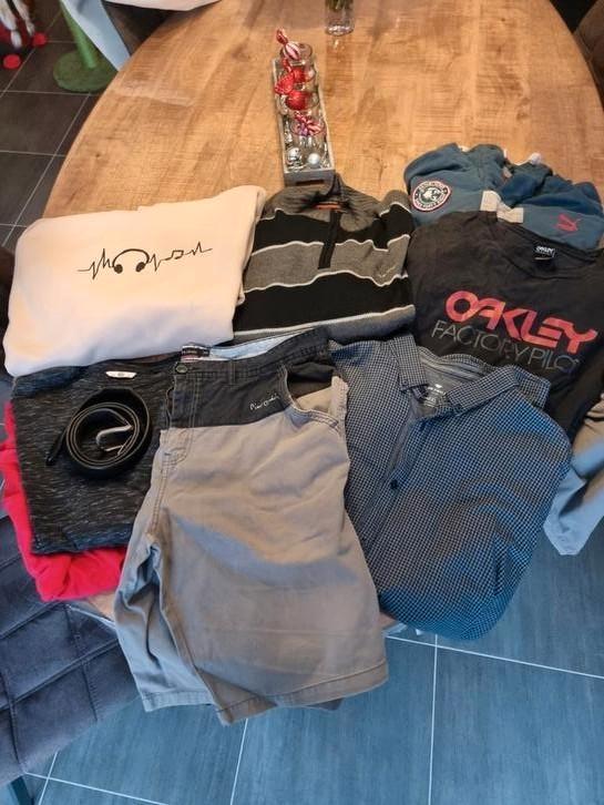 Lot de vêtements pour homme XXL, Vêtements | Hommes, Vêtements Homme Autre, Porté, Enlèvement ou Envoi