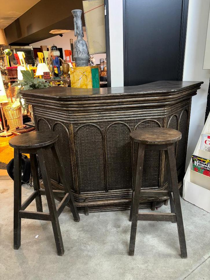 Bar comptoir vintage en bois et cannage + 2 tabourets, Huis en Inrichting, Barkrukken, Hout, 2 krukken, Ophalen of Verzenden