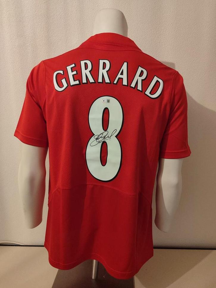 Steven Gerrard a signé un maillot de Liverpool avec un mante, Collections, Articles de Sport & Football, Neuf, Maillot, Enlèvement ou Envoi