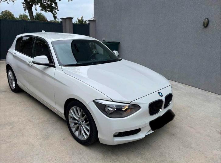 BMW 116i f20, Auto's, BMW, Particulier, 1 Reeks, Benzine, Euro 5, Stadsauto, 5 deurs, Handgeschakeld, Wit, Stof, Achterwielaandrijving