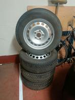 Winterbanden volkswagen met stalen velg, Auto-onderdelen, Banden en Velgen, Ophalen, 15 inch, Winterbanden, Velg(en)