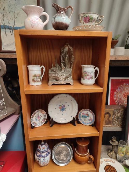 étagère bois avec les bibelots a poser ou pendre, voir descr, Antiek en Kunst, Curiosa en Brocante, Ophalen