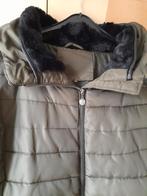 Kaki winterjas large met kap ,nieuwstaat, Enlèvement ou Envoi