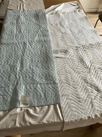 2x matrasbeschermer voor babybedje merk Doomoo basic beschikbaar voor biedingen