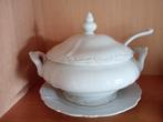 Witte soepterrine met onderbord, soeplepel en deksel, Ophalen, Zo goed als nieuw