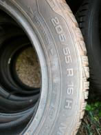 4x Banden 205 55 r16 Uniroyal, Ophalen, Zo goed als nieuw