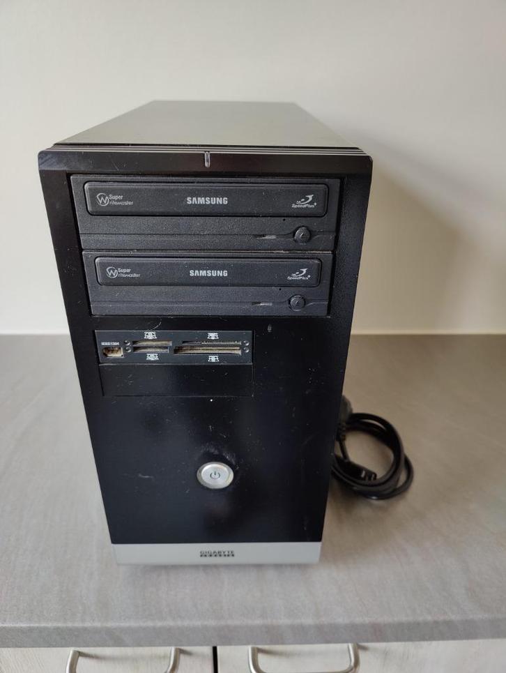 Desktop Computer, Intel Core I5, SSD 250GB, 8GB RAM, Win10, Computers en Software, Harde schijven, Gebruikt, Desktop, SSD, USB