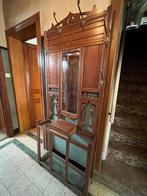 Portemanteau début XXe, Enlèvement