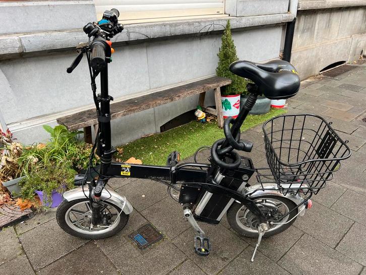 Elektrische vouwfiets met gashendel - Werkt prima!, Fietsen en Brommers, Fietsen | Vouwfietsen, Gebruikt, Totaal opvouwbaar, Versnellingen