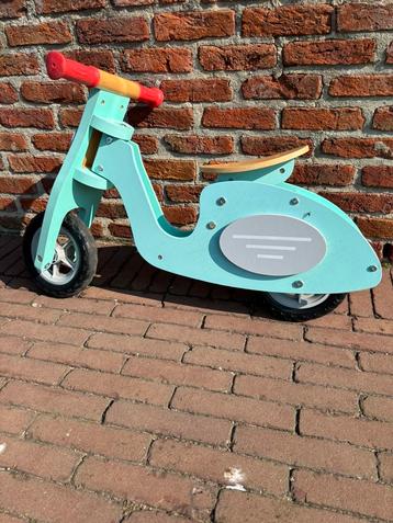 Loopfietsje beschikbaar voor biedingen