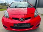 Verkocht/Vendue/Sold - TOYOTA AYGO - MAAR 73DKM/*TOPSTAAT!, Autos, Toyota, Rouge, Euro 5, Achat, Entreprise