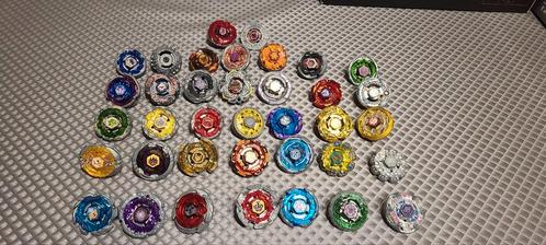 Beyblades et pièces originales de Takara Tomy du Japon, Collections, Flippos, Enlèvement ou Envoi