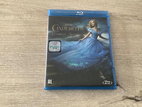 Disney Cinderella Blue Ray DVD (2015), Cd's en Dvd's, Blu-ray, Zo goed als nieuw, Avontuur, Ophalen of Verzenden