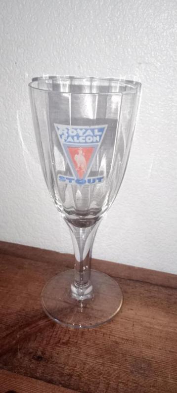 Brouwerij bier antiek glas Royal Falcon Stout beschikbaar voor biedingen