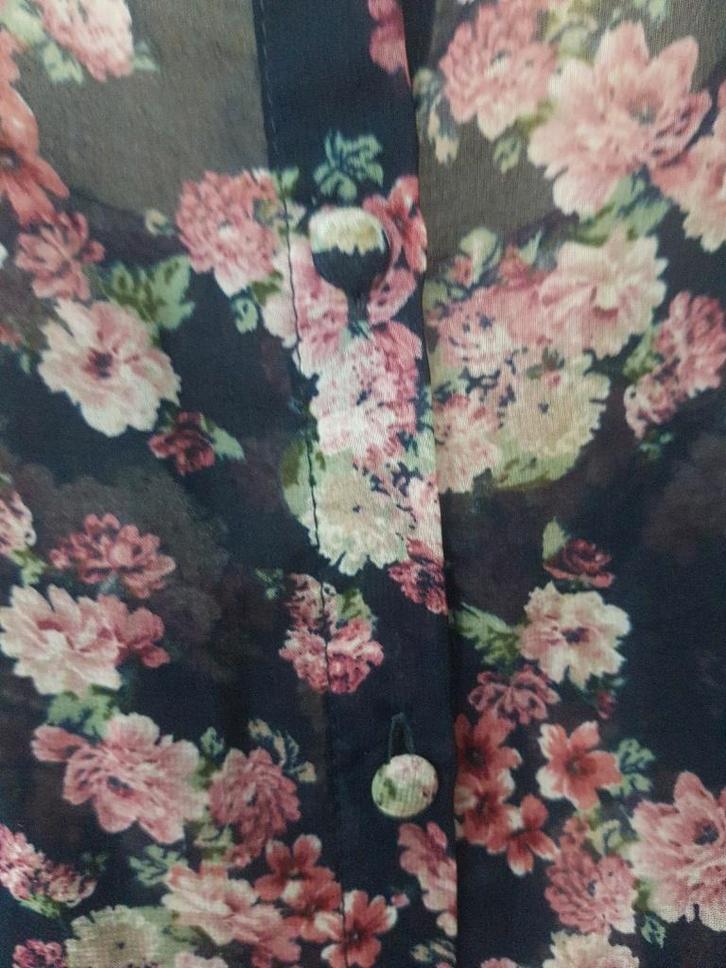 Bershka blouse • maat S • zgan, Kleding | Dames, Blouses en Tunieken, Gedragen, Maat 36 (S), Roze, Ophalen of Verzenden