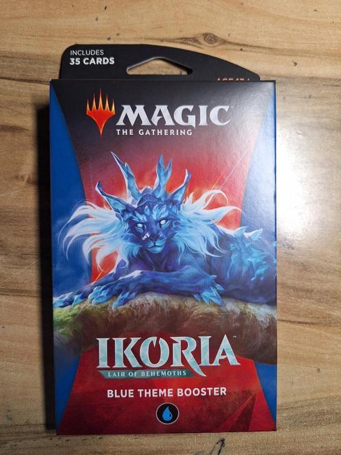 MTG - Ikoria: Lair of Behemoths Blue Theme Booster, Hobby en Vrije tijd, Verzamelkaartspellen | Magic the Gathering, Nieuw, Booster