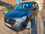 Dacia Lodgy 2020 – Benzine 1.3 – 7 zitplaatsen, 80000 km, Auto's, Voorwielaandrijving, Stof, Euro 6, 1309 kg