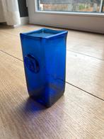 Vase allongé en verre bleu, 14,5x6,5x6,5cm, Comme neuf, Bleu, Moins de 50 cm, Enlèvement ou Envoi