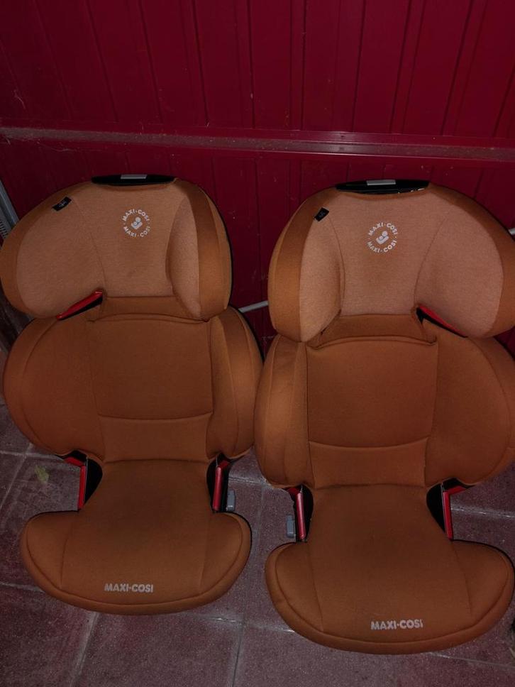2x autostoel maxicosi, Kinderen en Baby's, Autostoeltjes, Ophalen