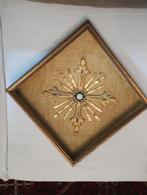 handwerk liturgisch motief in kader, Antiek en Kunst, Kunst | Overige Kunst, Ophalen of Verzenden