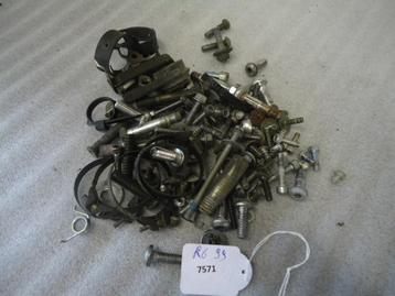 R6 1999 - 2002 Yamaha Bout Bout divers D1-11978 beschikbaar voor biedingen