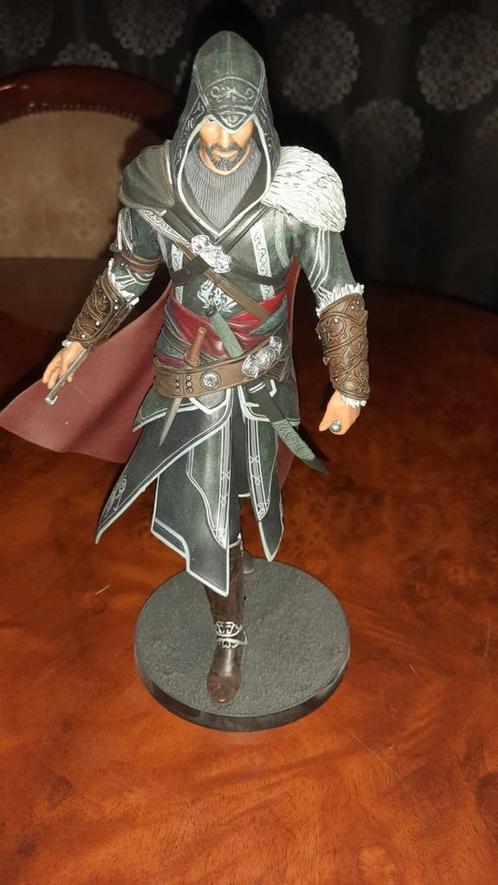 Prachtige verzamelfiguur Assasins Creed Revelations, Antiek en Kunst, Kunst | Overige Kunst, Ophalen of Verzenden
