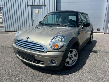 Mini Cooper 1.6 benzine panodak beschikbaar voor biedingen