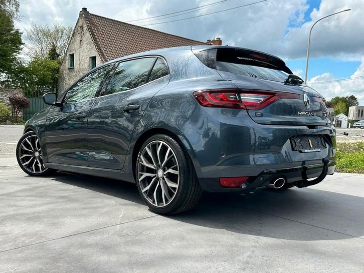 Megane R-Link 2018, Auto's, Renault, Particulier, Achteruitrijcamera, Bluetooth, Head-up Display, Parkeercamera, Diesel, Automaat