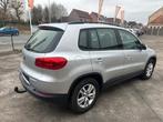 Vw Tiguan, 1.4i benzine, 2016, 109.606km's, GPS + Garantie, Auto's, Grijs, https://public.car-pass.be/vhr/f7db02e7-3820-42ba-bb07-c4c72ff4d9df