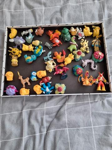 Pokemons figuurtjes voor te verzamelen beschikbaar voor biedingen