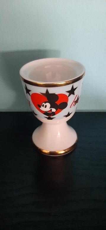Eierdopje Mickey Mouse beschikbaar voor biedingen