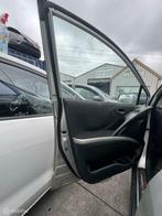 deur linksvoor grijs Toyota Corolla Verso ('02-'06), Ophalen, Gebruikt, Deur, Toyota