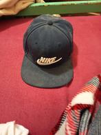 Nike pet, Ophalen, Pet