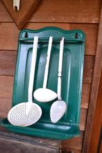 ancien égouttoir à cuillères, Enlèvement