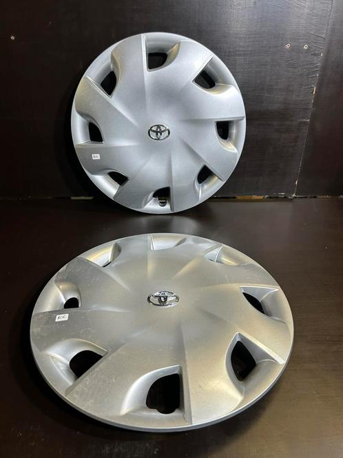 2 wieldoppen Toyota corolla yaris aygo verso 15", Auto diversen, Wieldoppen, Nieuw, Ophalen of Verzenden