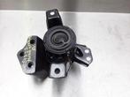 MOTORSTEUN Hyundai Tucson (TL) (21810D7000), Auto-onderdelen, Ophanging en Onderstel, Gebruikt, Hyundai