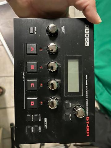 multi-effets BOSS gt-001