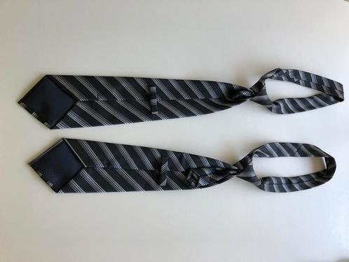 2 stropdassen, Vêtements | Hommes, Cravates, Porté, Enlèvement ou Envoi