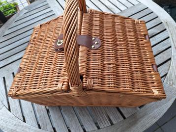 Pic Nic mand beschikbaar voor biedingen