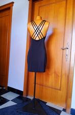 Prachtig sexy jurkje in gladde stof met super mooie rug, Kleding | Dames, Ondergoed en Lingerie, ANDERE, Verzenden, Zwart, Overige typen