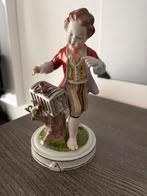 Porselein beeldje, Antiek en Kunst, Antiek | Porselein, Ophalen of Verzenden