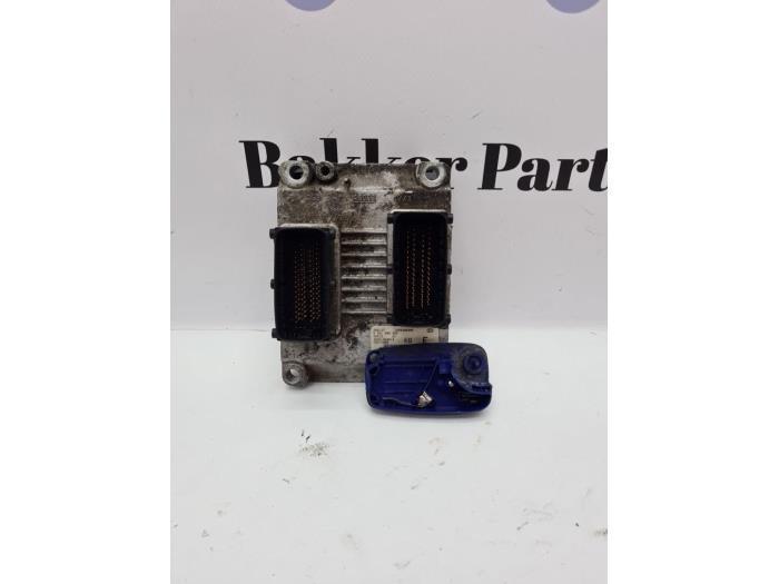 Ordinateur gestion moteur d'un Fiat Stilo, Autos : Pièces & Accessoires, Électronique & Câbles, Fiat, Utilisé, 3 mois de garantie